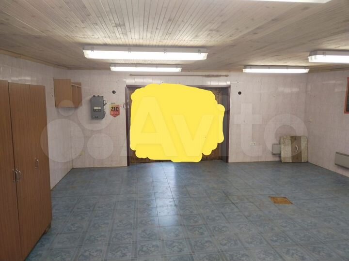 Гараж, > 30 м²