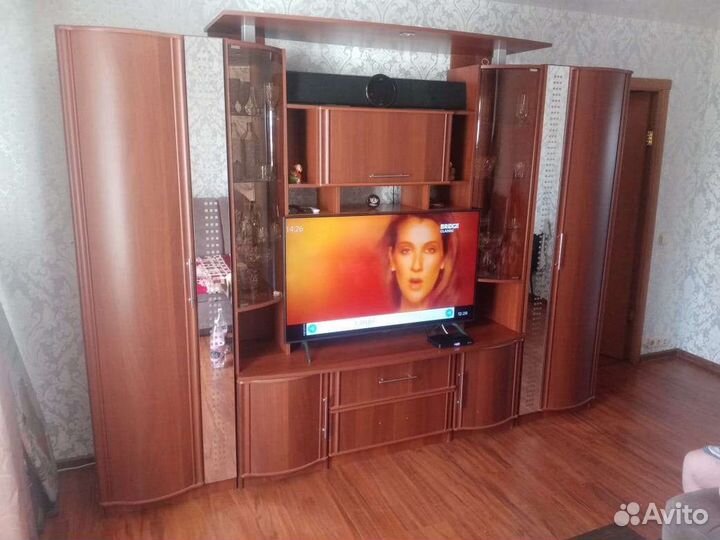 Стенка в гостиную бу