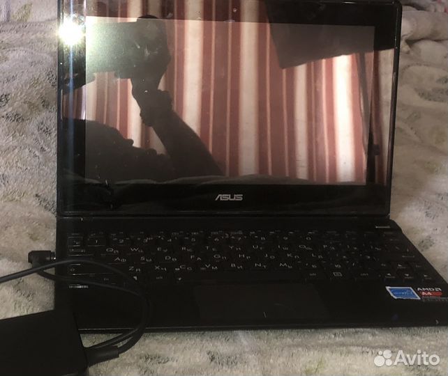 Нетбук asus