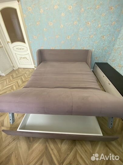 Прямой диван Ascona