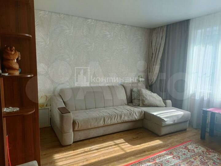3-к. квартира, 70 м², 2/5 эт.