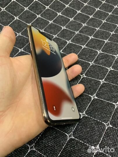 iPhone 11 Pro Max, 64 ГБ