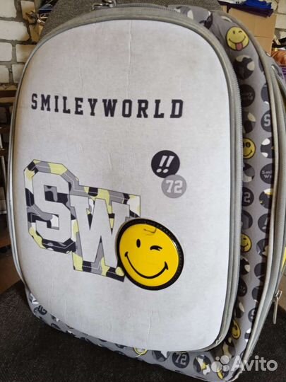 Школьный рюкзак