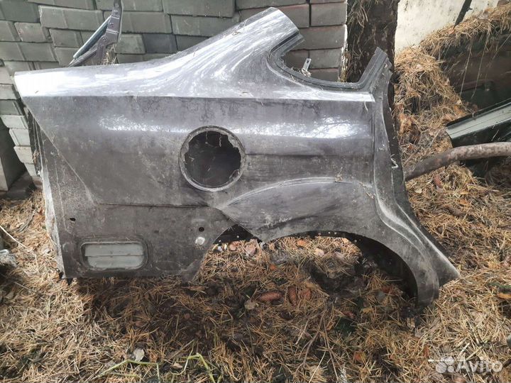 Ford focus 2. Крыло правое