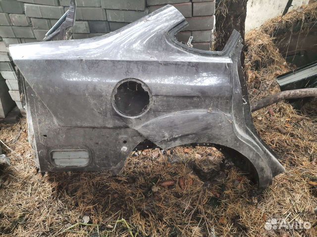 Ford focus 2. Крыло правое
