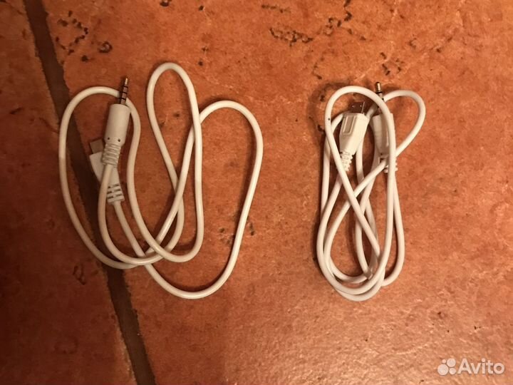 Беспроводной микрофон с динамиком