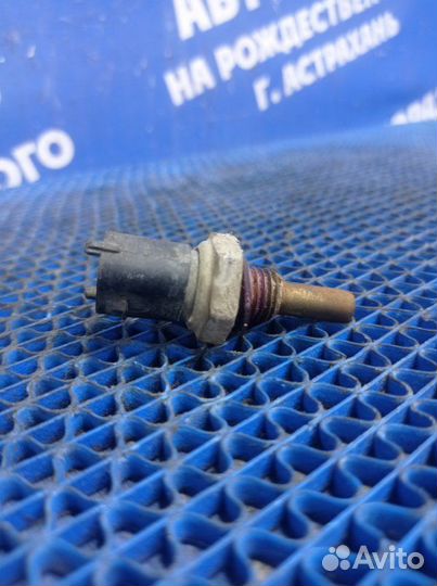 Датчик температуры Opel Astra H купе Z18XER 2005