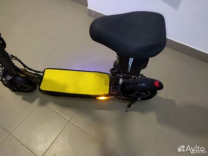 Самокат взрослый электрический