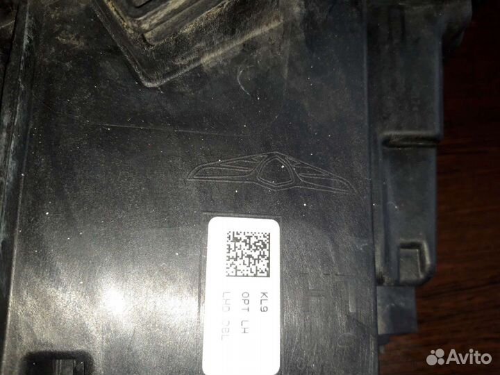 Фара левая Genesis G70 1 2017-Нв