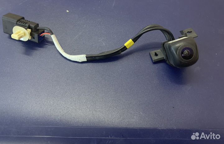 Камера заднего вида оригинал Hyundai Santa Fe 4 TM