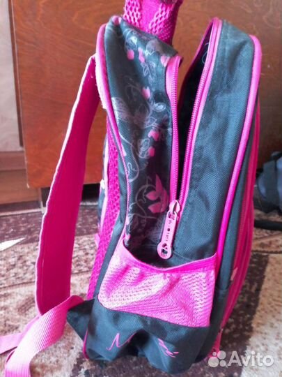 Рюкзаки школьные