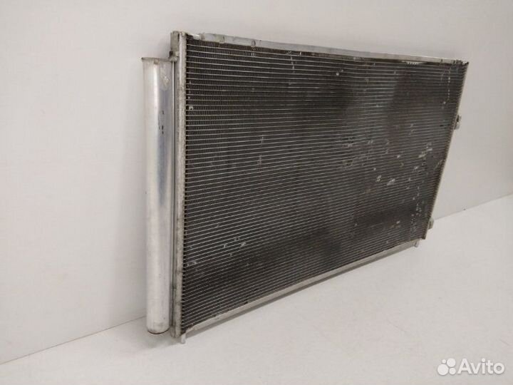 Радиатор кондиционера передний Toyota Rav4 40