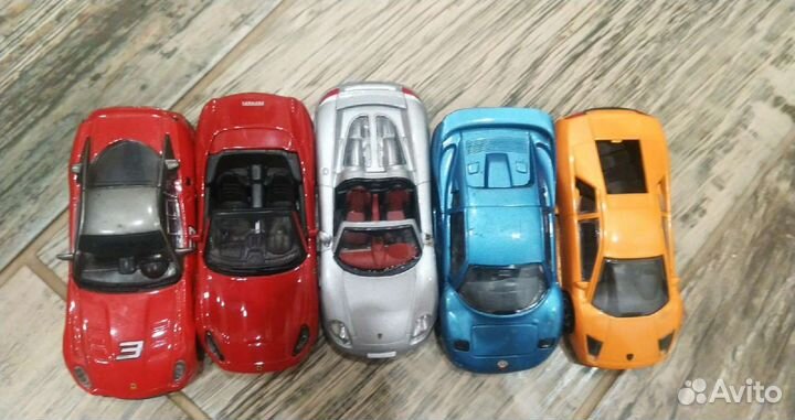 Машинки бураго 1/43 коллекционные