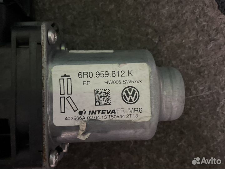 Мотор стеклоподъемника задний skoda fabia