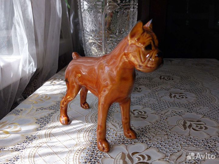 Фарфоровая статуэтка, фигурка, собака