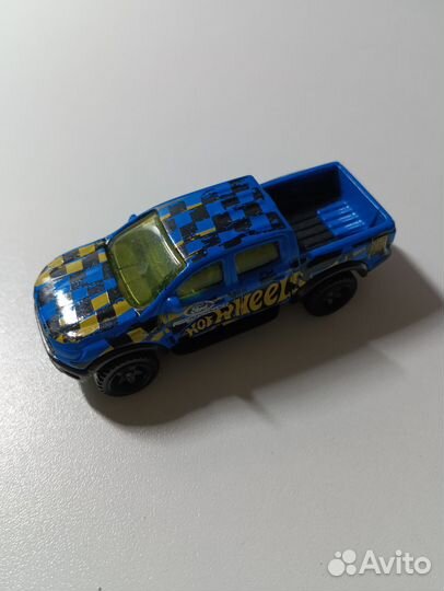 Машинка металлическая, фирмы Hot wheels