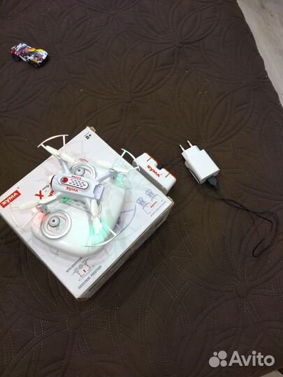Квадрокоптер syma x22w