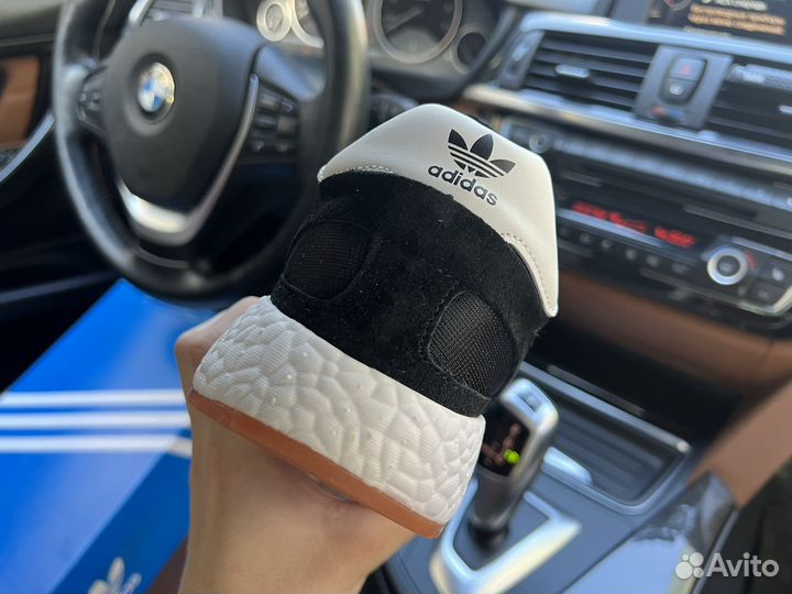 Кроссовки Adidas Iniki