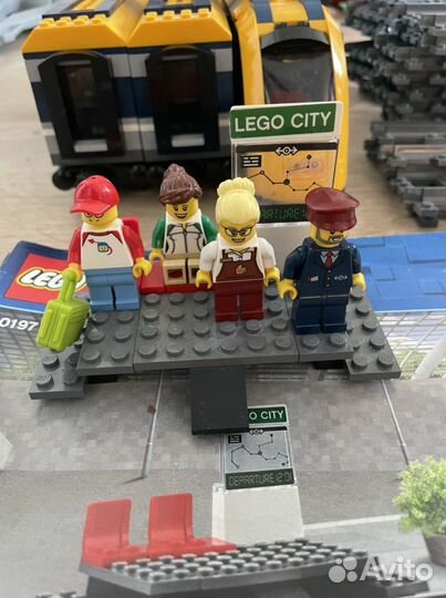 Lego City поезд 60197