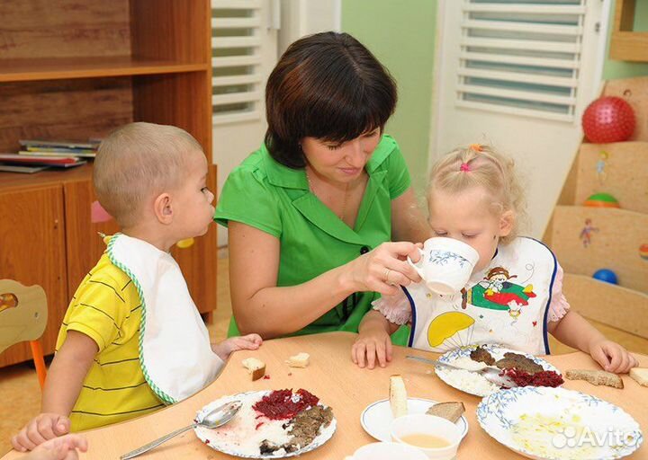 Помощник воспитателя няня