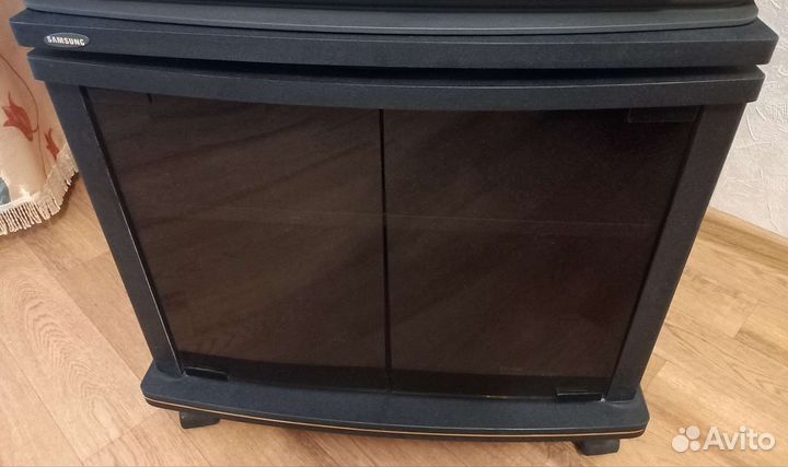 Тумба под телевизор