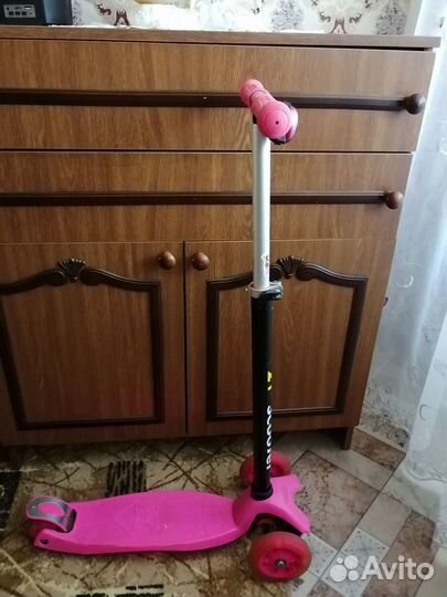 Самокат детский трехколесный светящиеся колеса