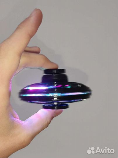 Летающий спиннер