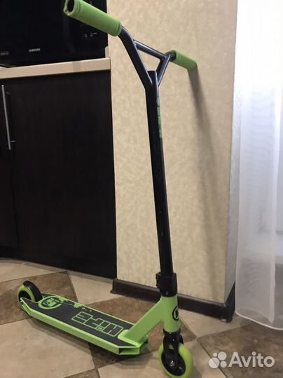 Трюковый самокат hipe