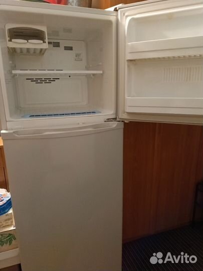 Холодильник LG