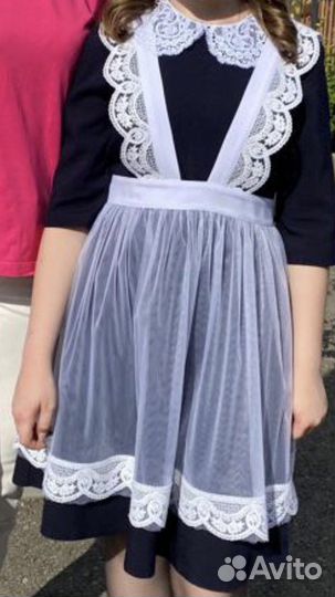 Платье школьное синее; фартук школьный