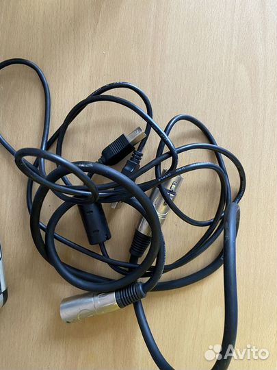 Микрофон студийный
