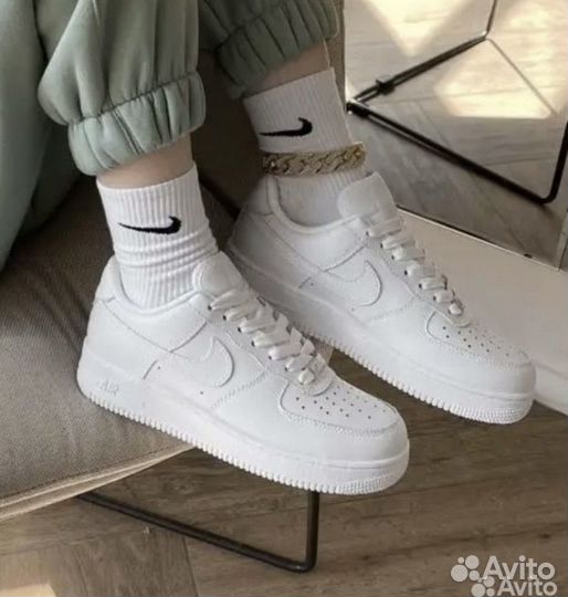 Кроссовки nike air force 1 белые