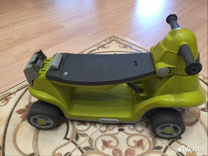 Каталка-самокат 2 в 1