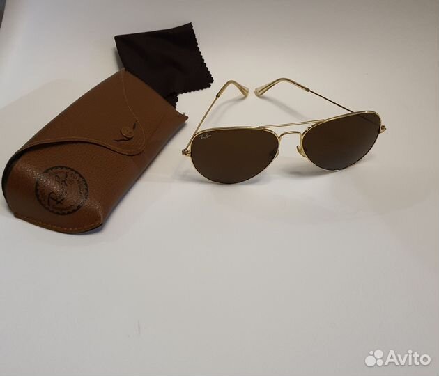 Солнцезащитные очки ray ban