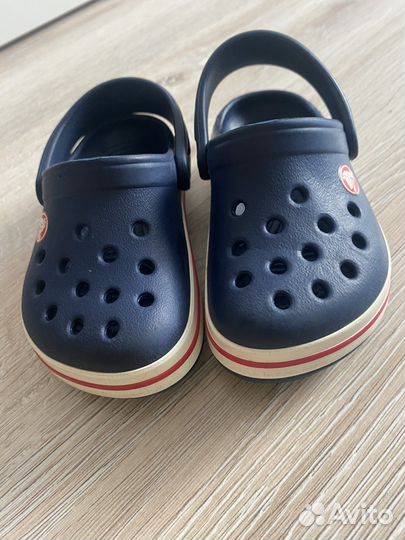 Crocs 4 c 5