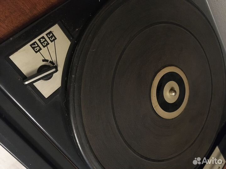 Радиола Мелодия 102