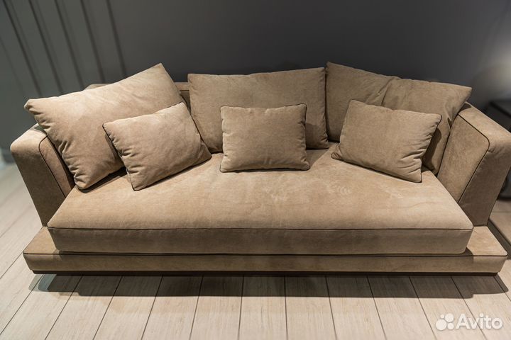 Диван Плэйн в наличии