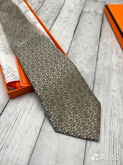 Галстук louis vuitton