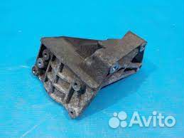 Ford Fusion / Fiesta кронштейн гур