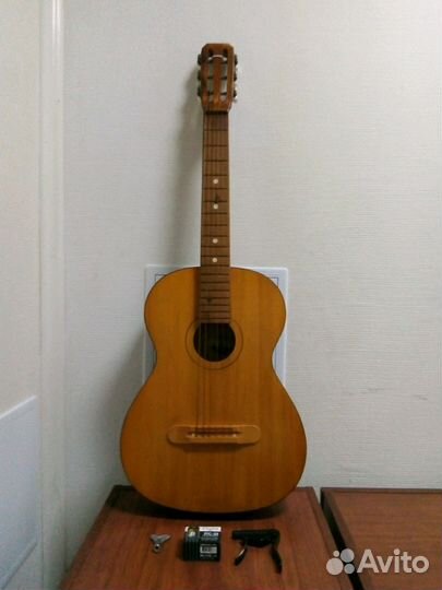 Гитара СССР 6 струнная аккустическая с комплектом
