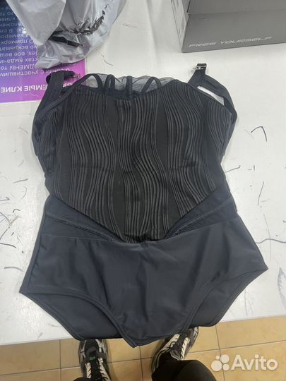 Купальник слитный