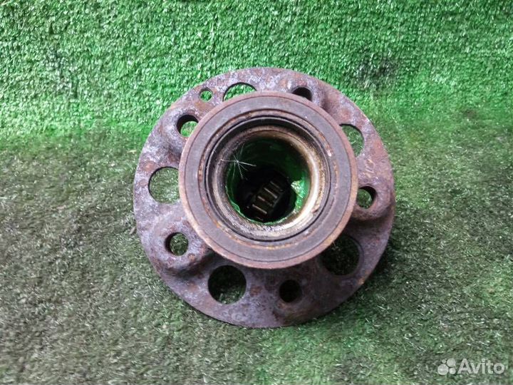 Ступица передняя Mercedes-Benz W211 E-Klasse (200