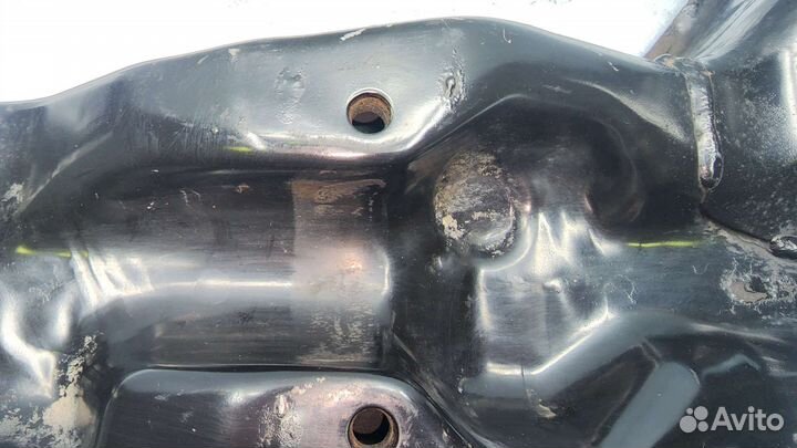 Подрамник Mitsubishi Outlander первого поколения