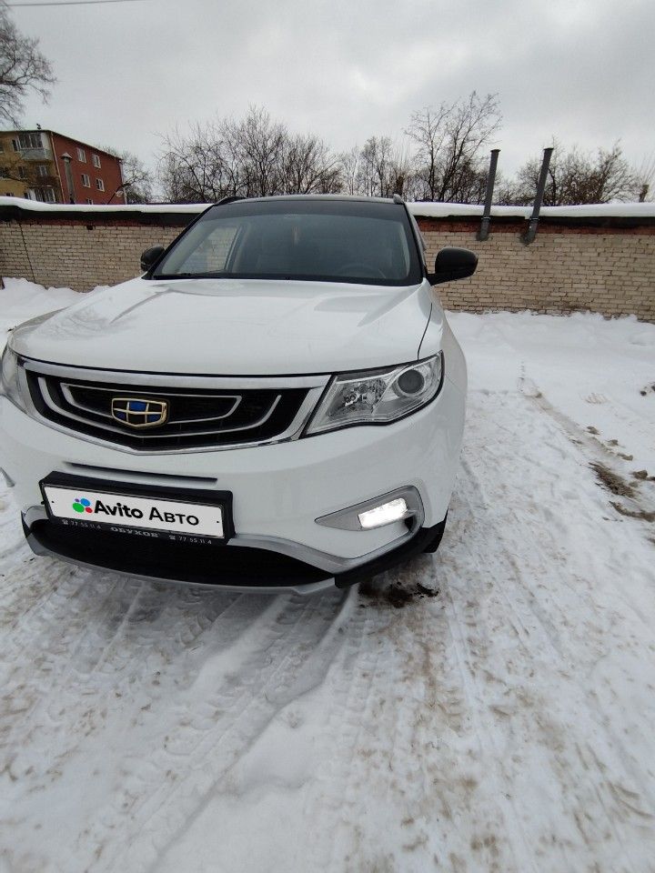 Geely Atlas: фото владельца
