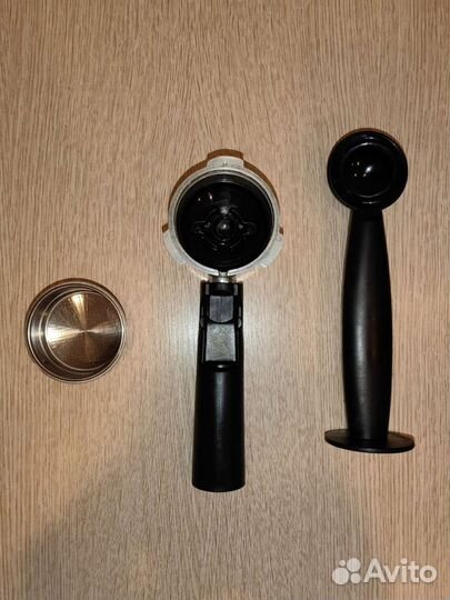 Кофеварка рожковая Polaris