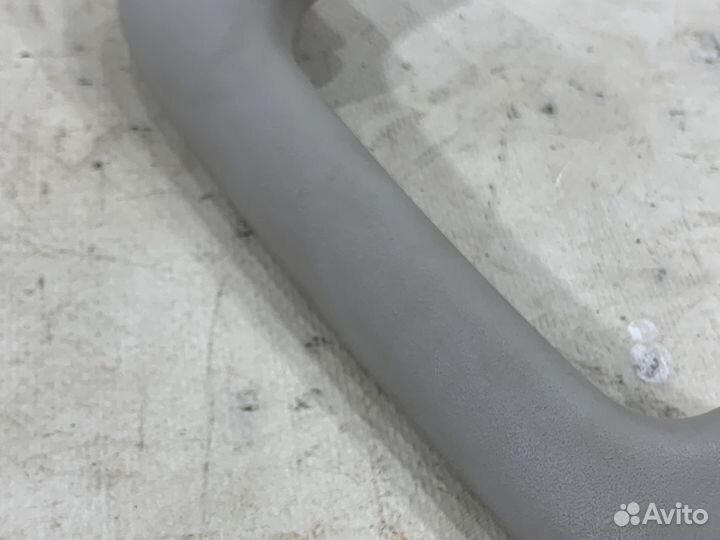 Ручка потолка передняя правая KIA K5 DL3