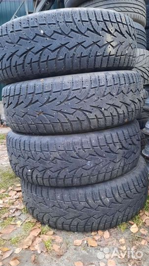 Toyo 310 235/65 R17