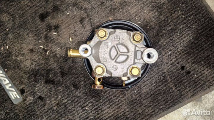 Насос гидроусилителя Mitsubishi Lancer CS2A 4G18