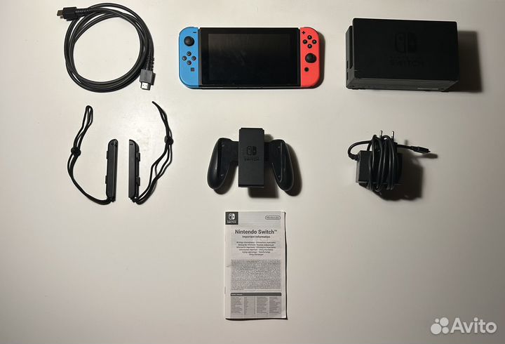 Nintendo switch + игра в подарок (торг уместен)