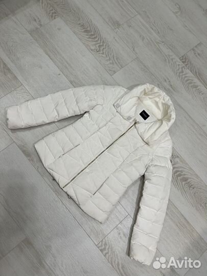 Пуховик Guess